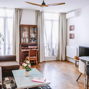 Design, Plein Centre Apartment